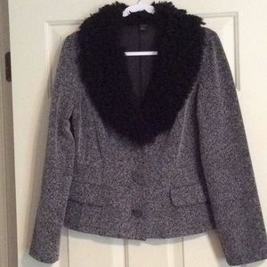 Black/Gray Jacket - Fabulous Collar!